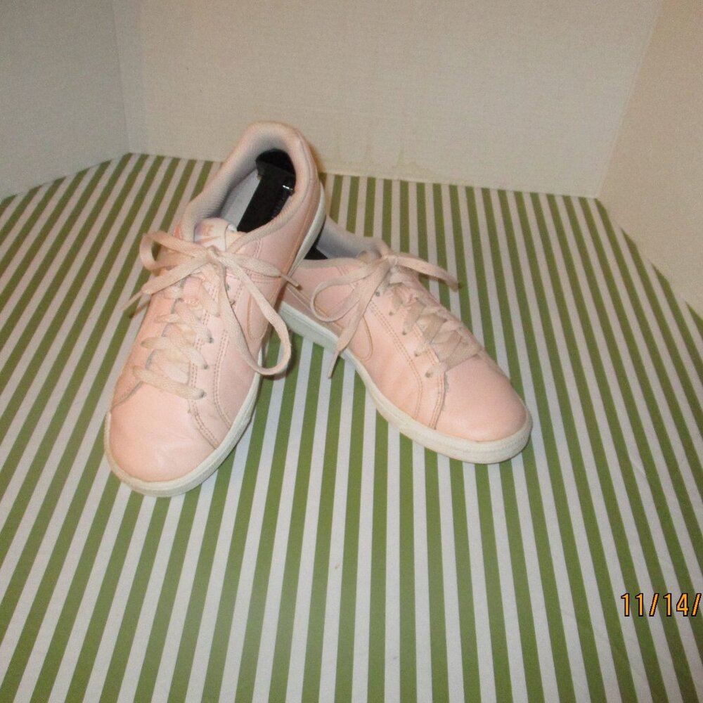 Nike Leather Sneakers